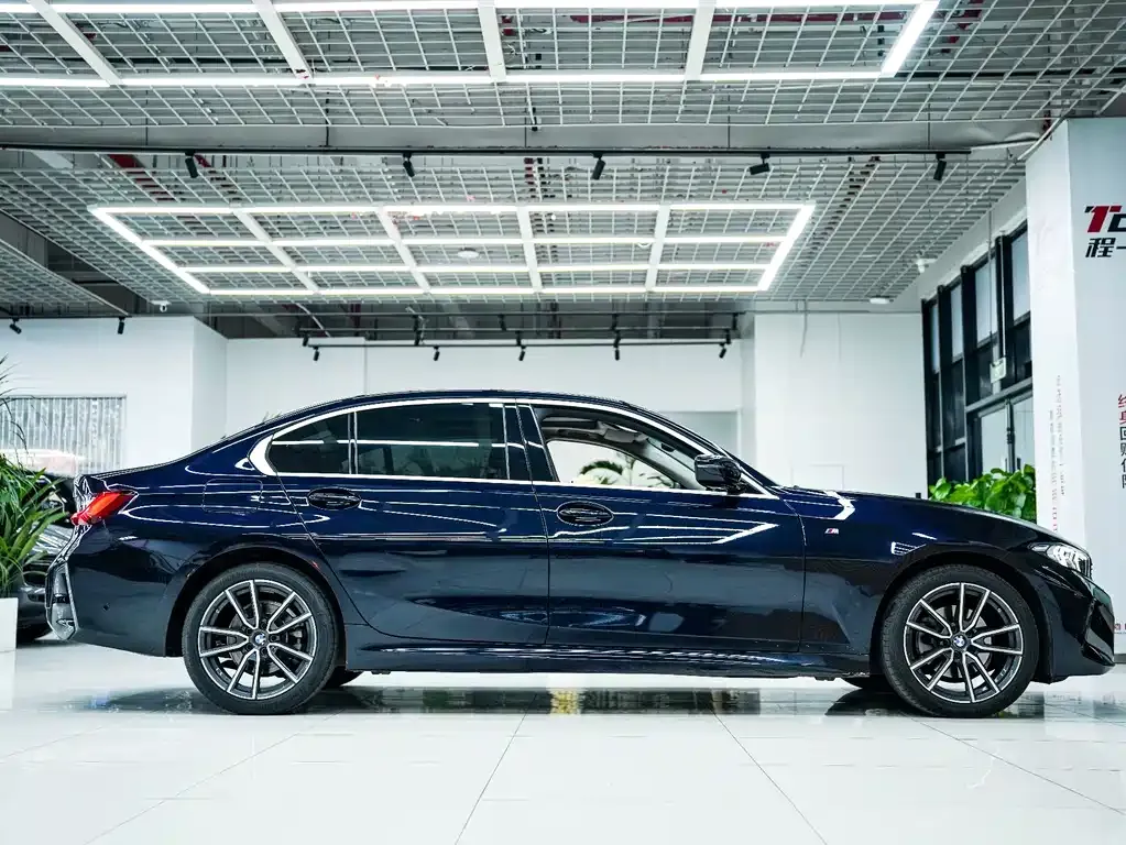 BMW 3 Series 2025 из CN, фото 7