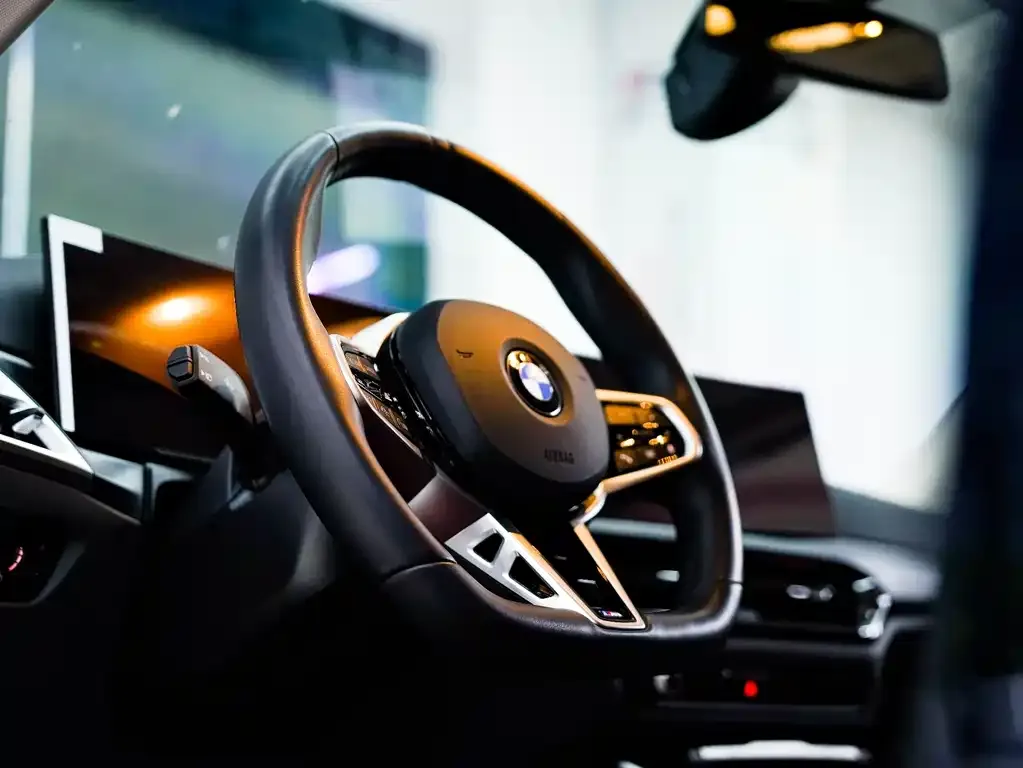 BMW 3 Series 2025 из CN, фото 2