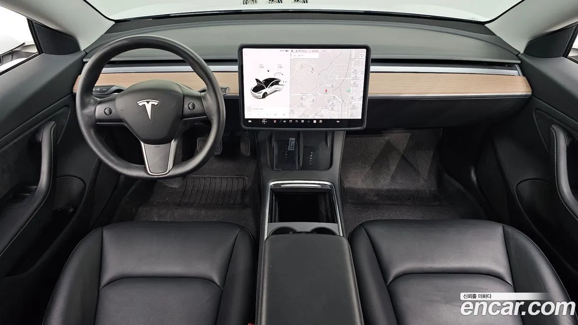 Tesla Model 3 — фото 10