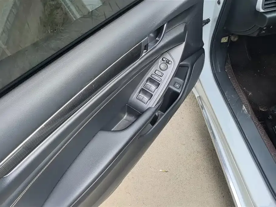 Honda Accord — фото 3