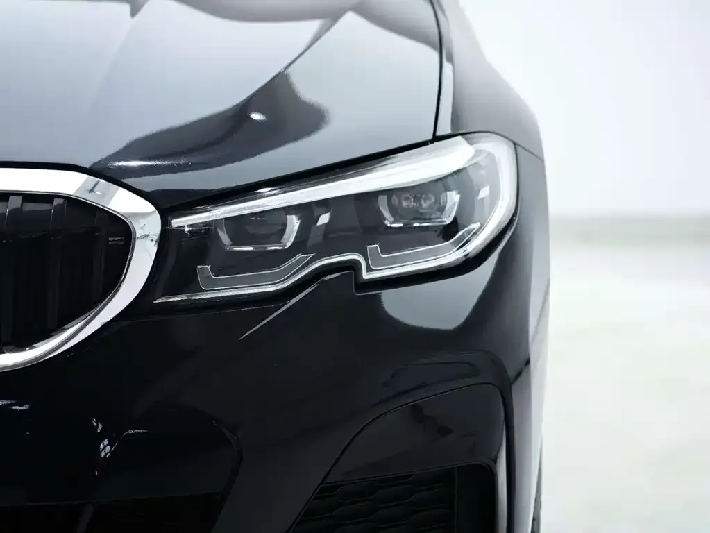 BMW 3 Series — фото 8