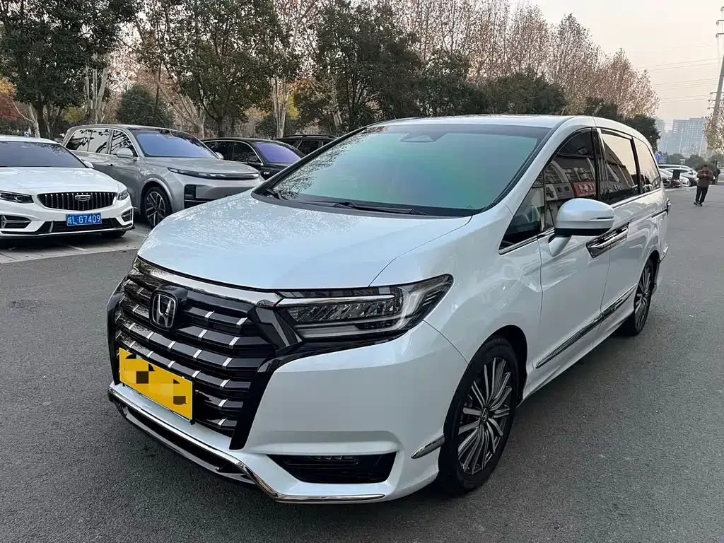 Honda Elysion 2024 из CN, фото 1