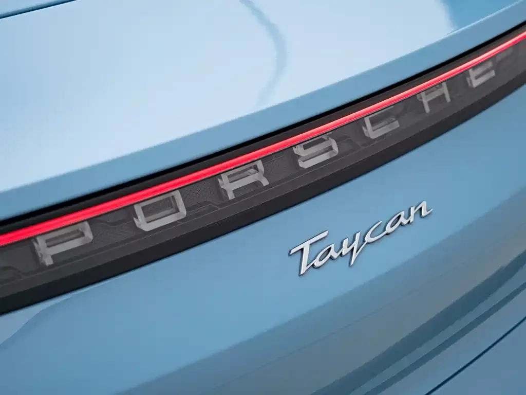 Porsche Taycan — фото 6