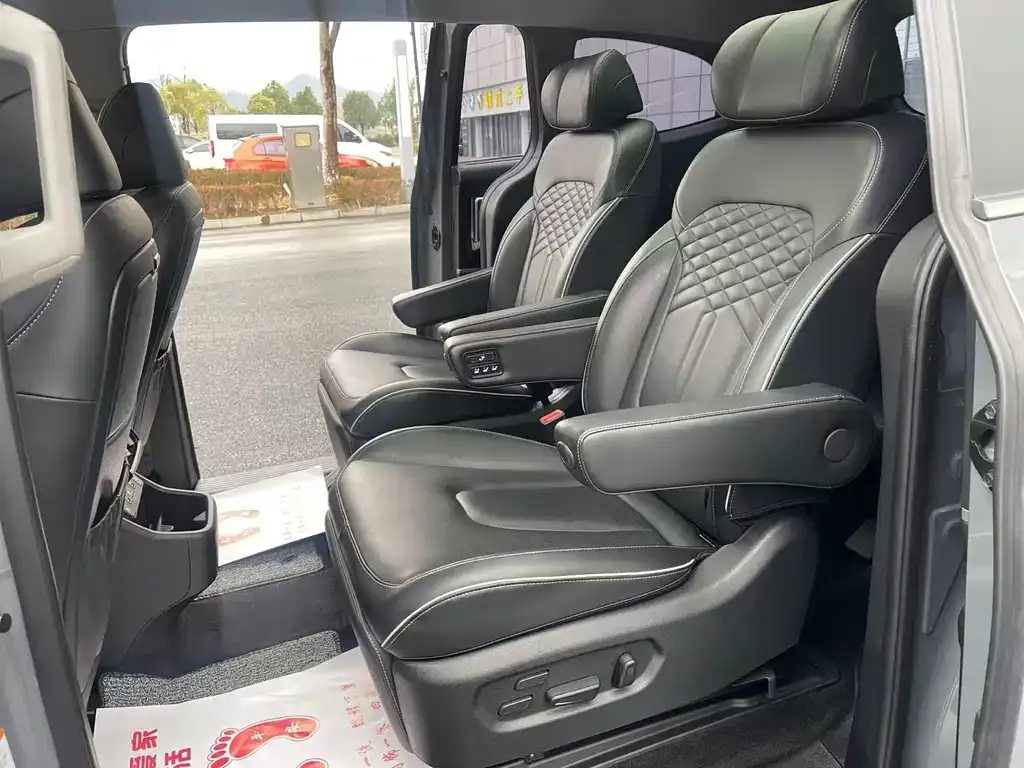 Hyundai Custo 2023 из CN, фото 10