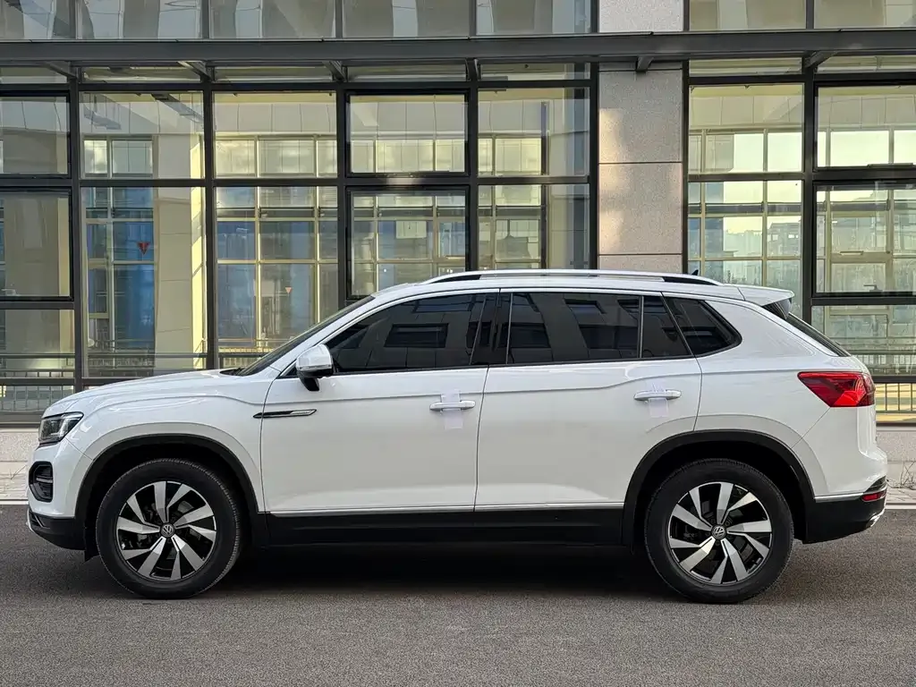 Volkswagen Tayron 2022 из CN, фото 4