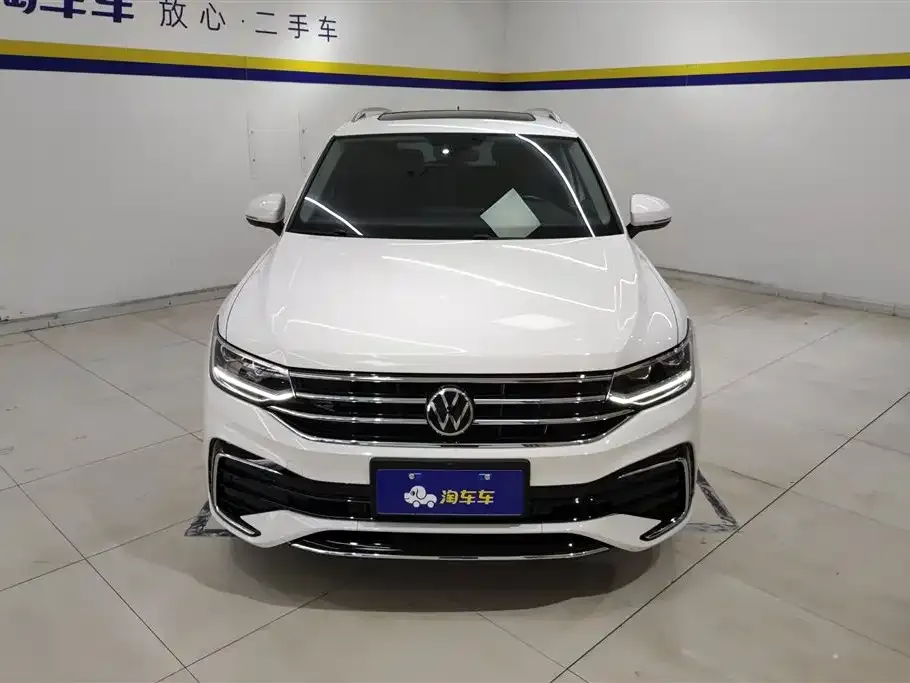 Volkswagen Tiguan L — фото 8