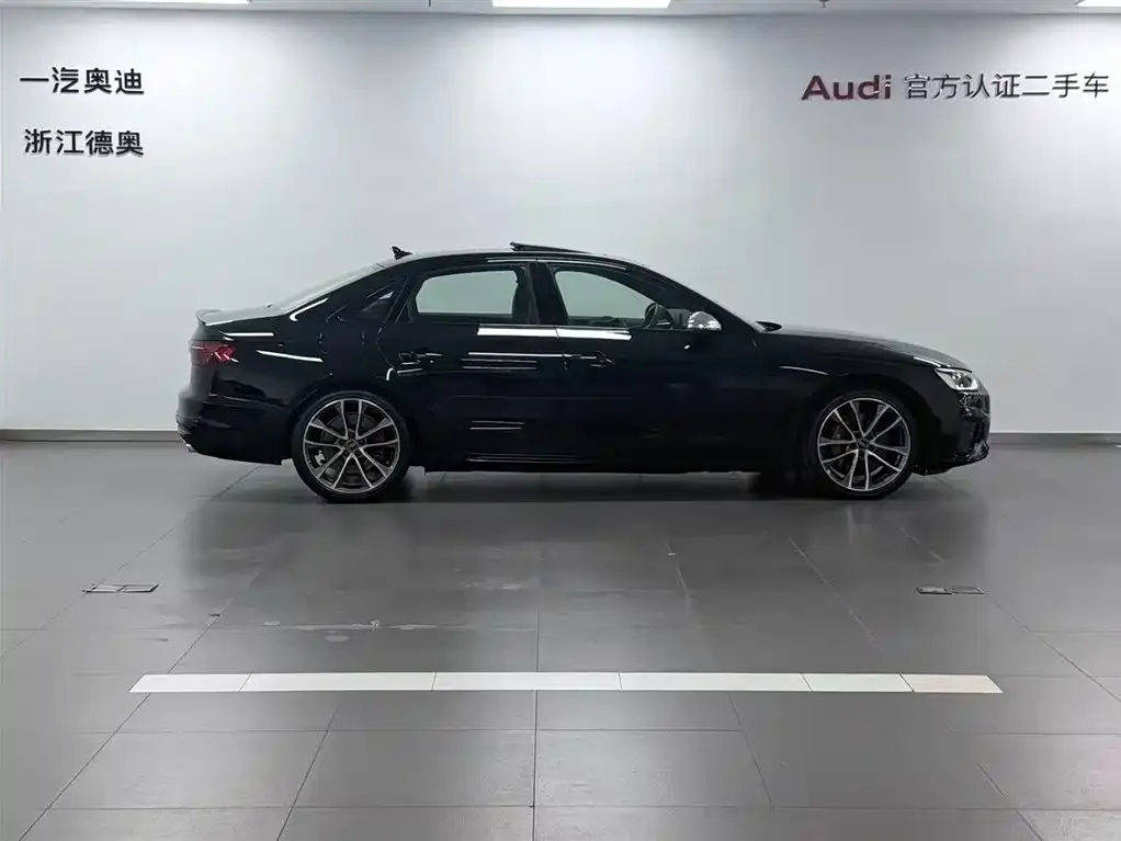 Audi S4 2024 из CN, фото 4