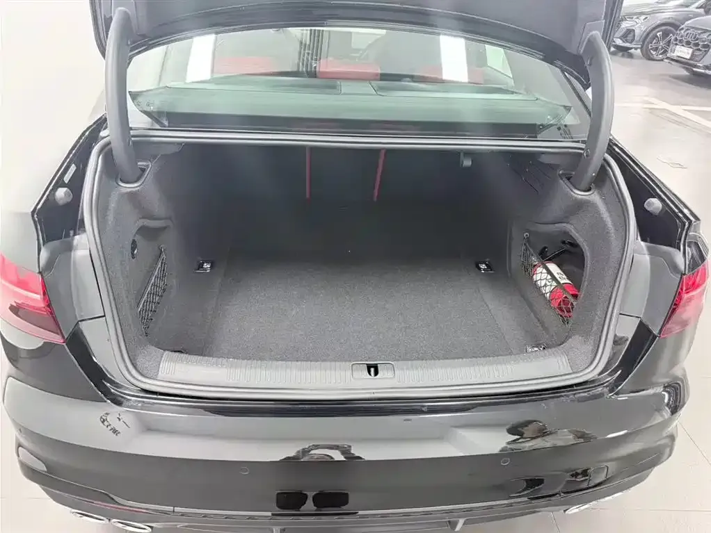 Audi S4 2024 из CN, фото 6