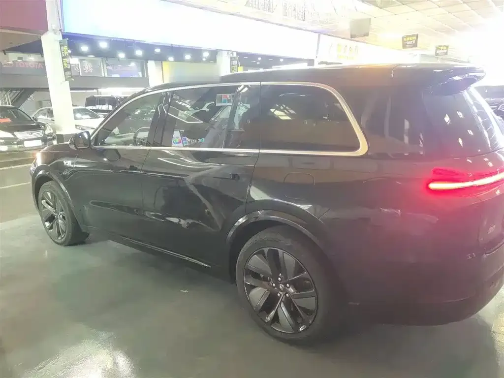 Li Auto L9 2023 из CN, фото 8