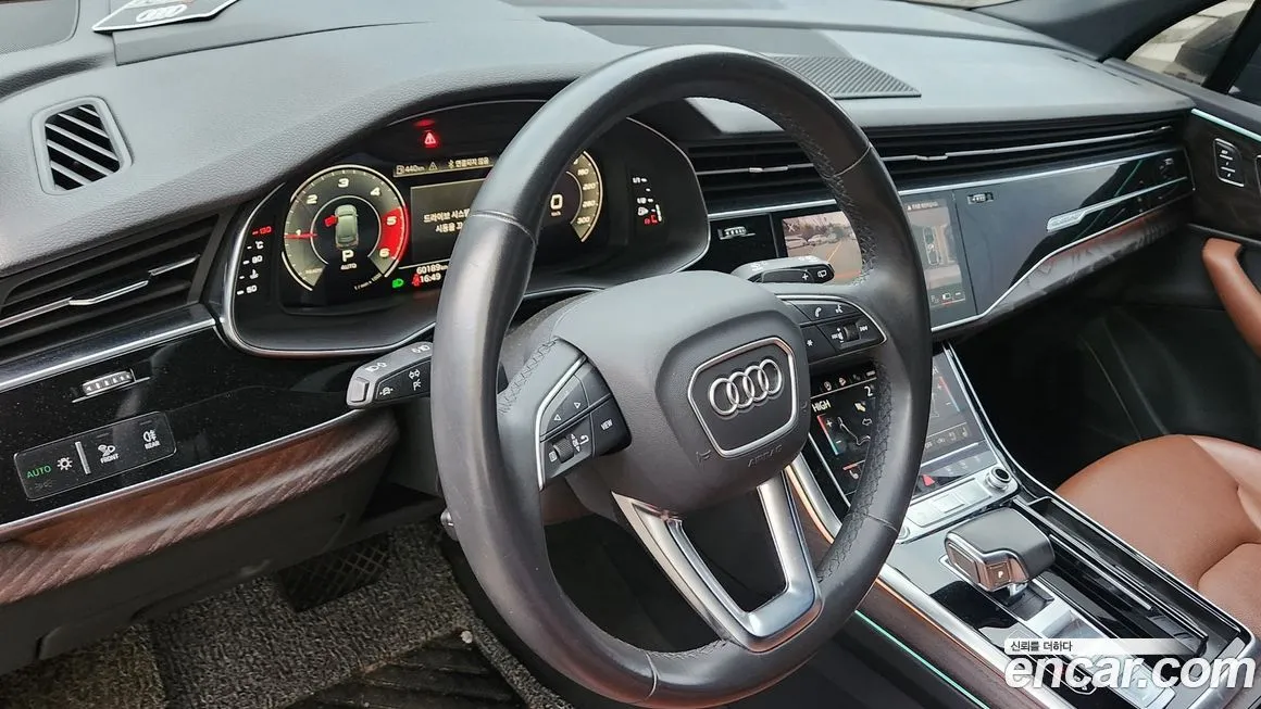 Audi Q7 2021 из KR, фото 6