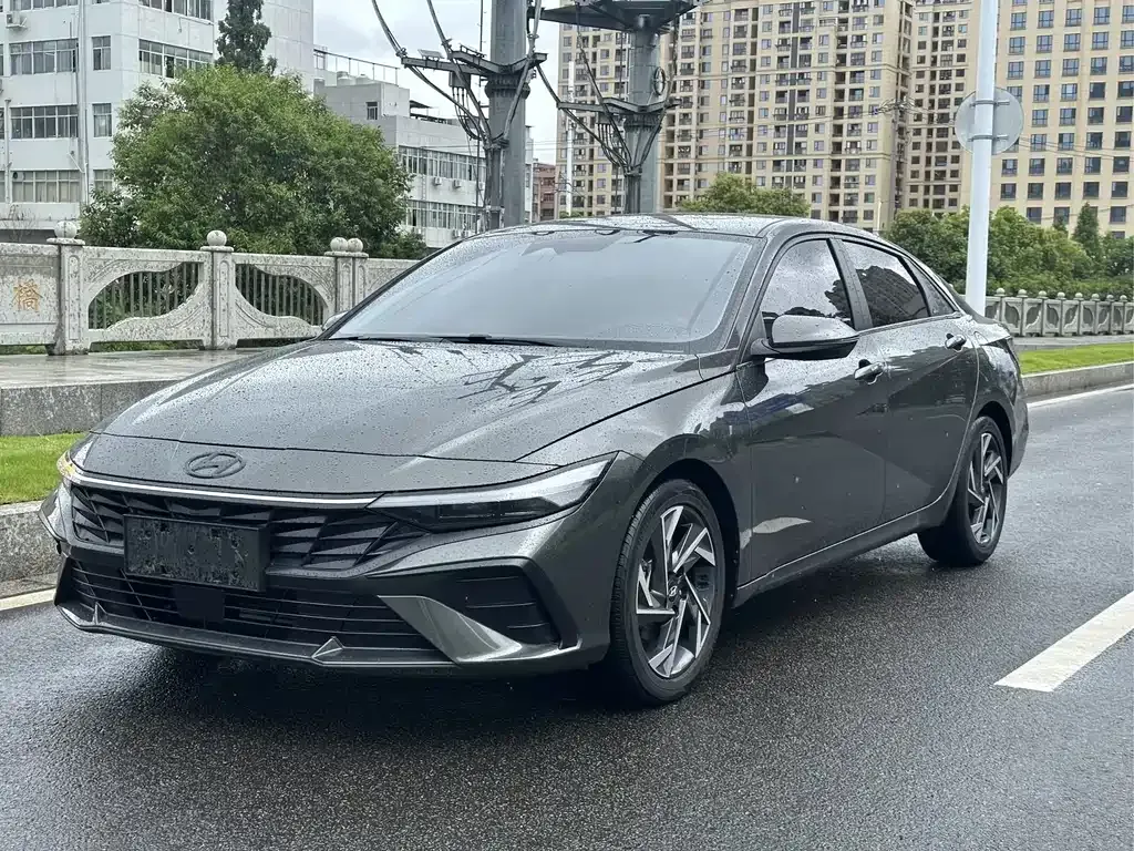 Hyundai Elantra 2024 из CN, фото 1