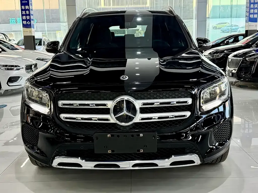 Mercedes-Benz GLB — фото 9
