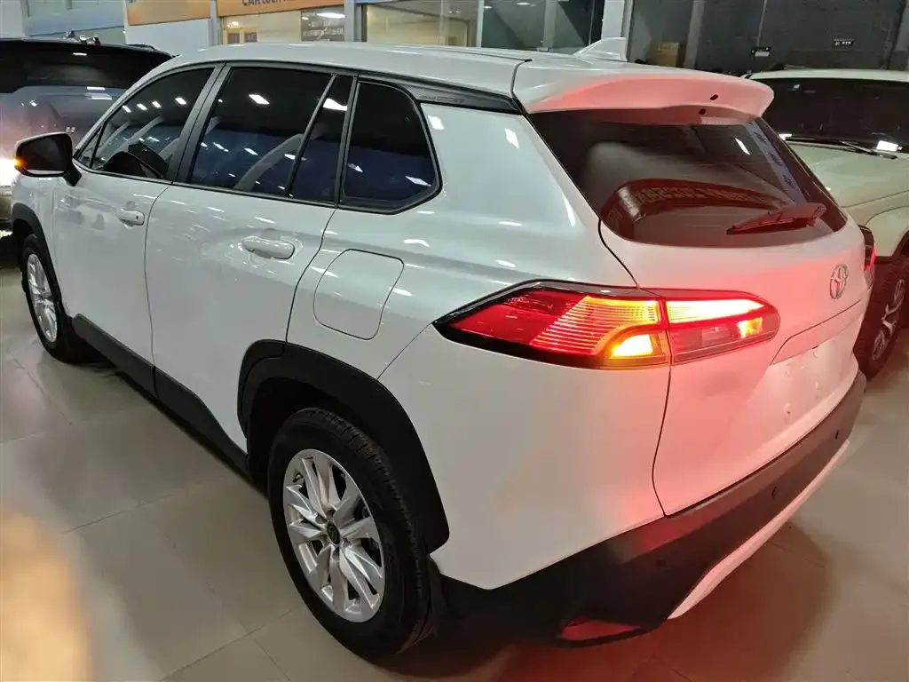 [object Object] Corolla Cross 2023 из CN, фото 6
