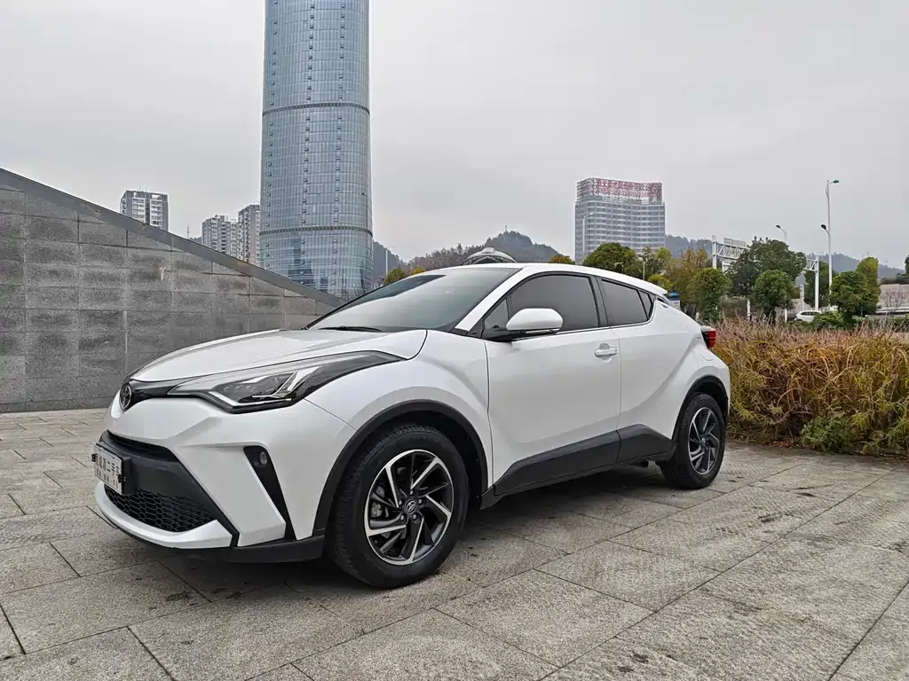 Toyota C-HR 2023 из CN, фото 1
