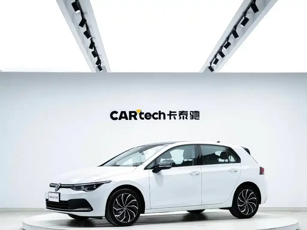 Volkswagen Golf 2021 из CN, фото 1
