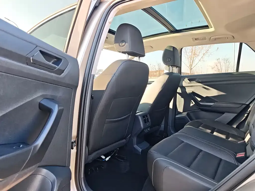 [object Object] T-Roc 2022 из CN, фото 9