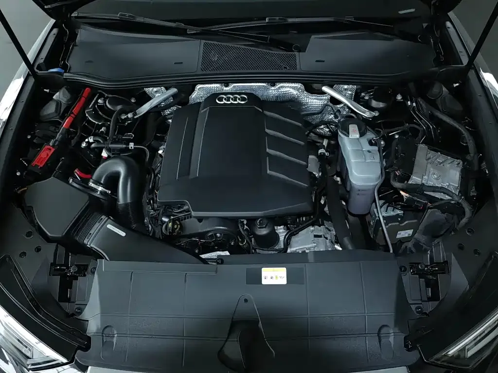 Audi A6L 2022 из CN, фото 9