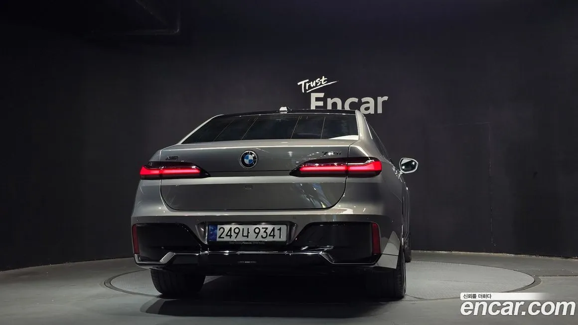 BMW 7-Series 2024 из KR, фото 4