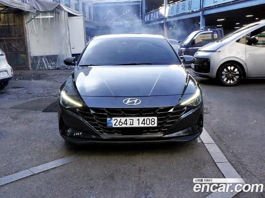 Hyundai AVANTE — фото 1