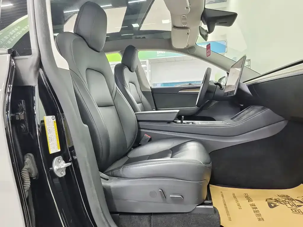Tesla Model Y 2022 из CN, фото 9