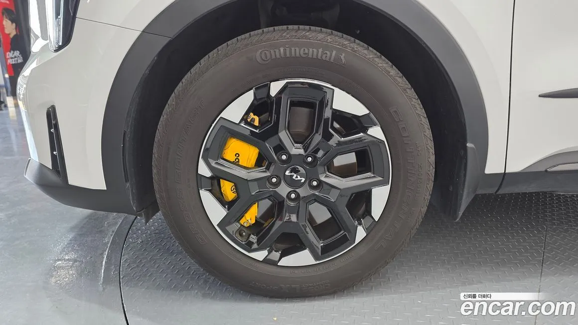 Kia Sorento — фото 5