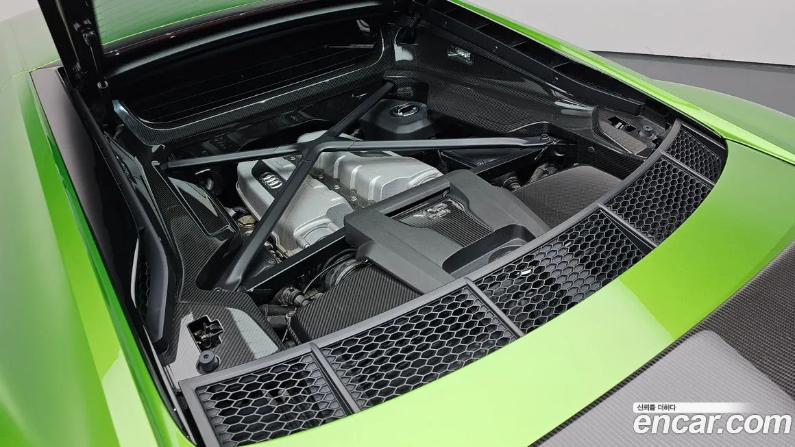 Audi R8 2022 из KR, фото 9