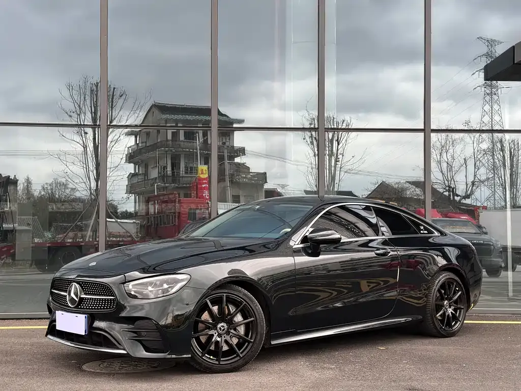 Mercedes-Benz E-Class (Import) — фото 1