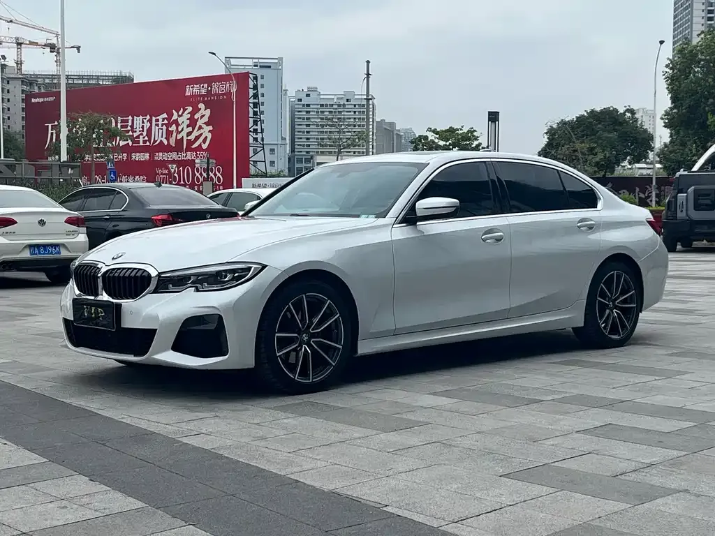 BMW 3 Series — фото 1