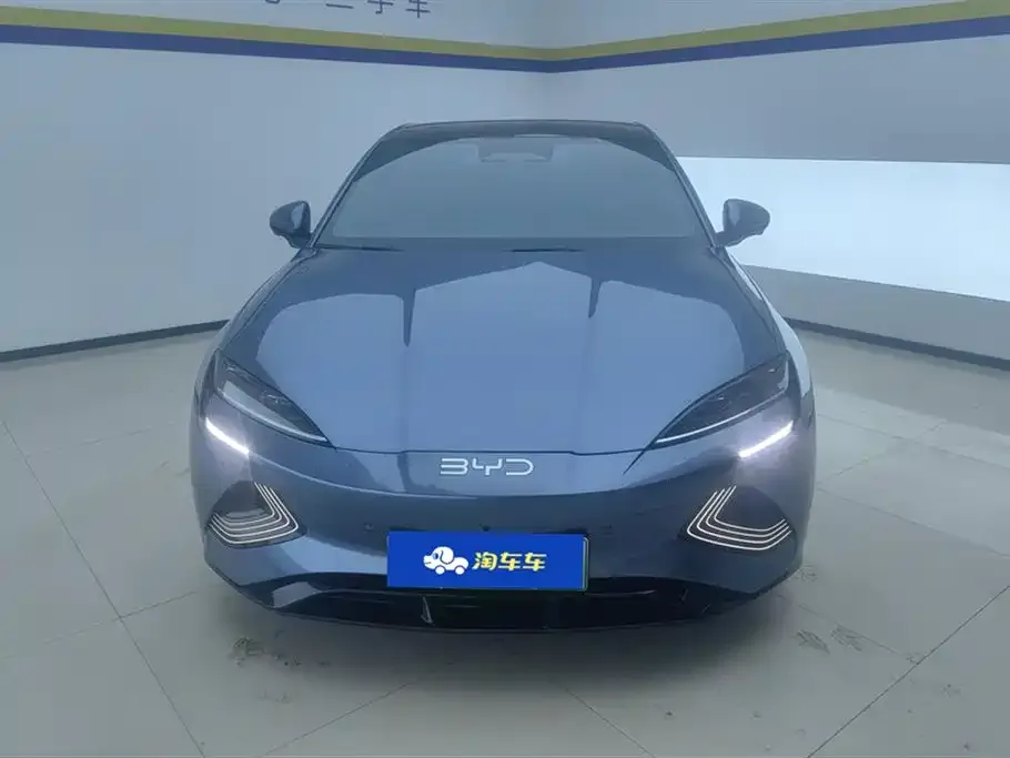 BYD Seal — фото 9