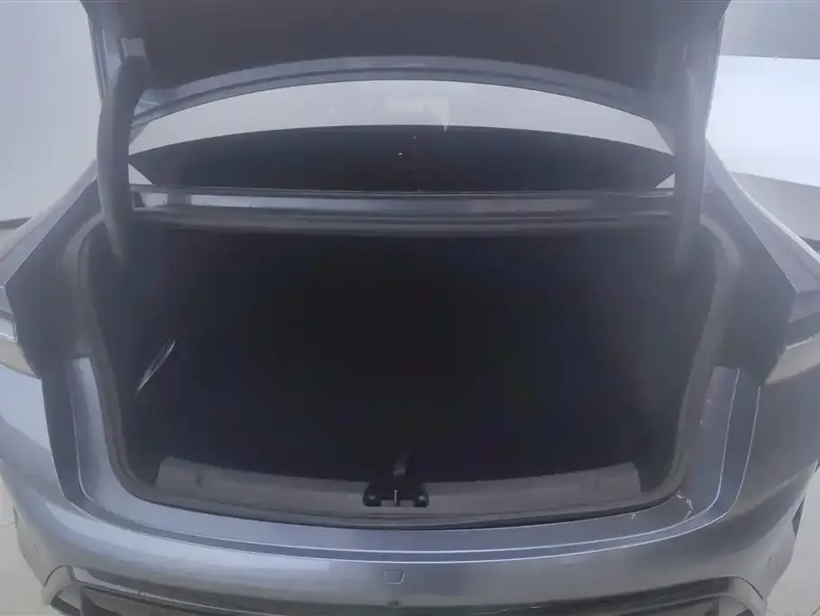 BYD Seal — фото 6