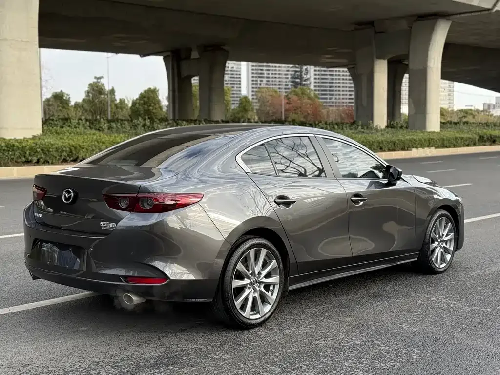 Mazda 3 Axela 2024 из CN, фото 5