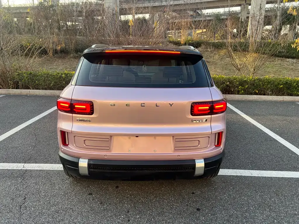 Geely Icon — фото 10