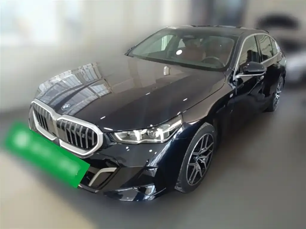 BMW i5 — фото 1