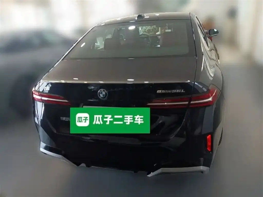 BMW i5 — фото 10