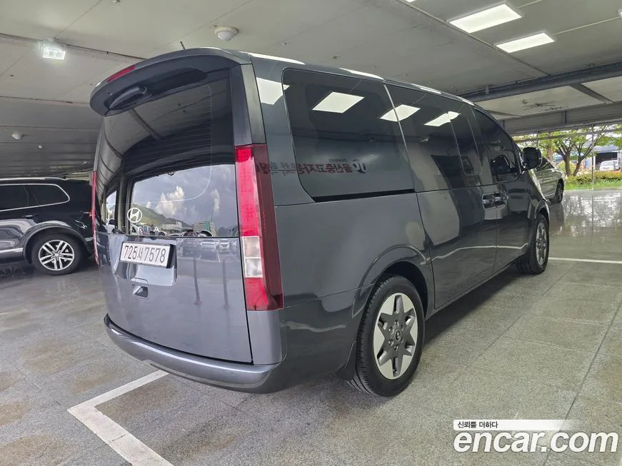 Hyundai Staria — фото 3
