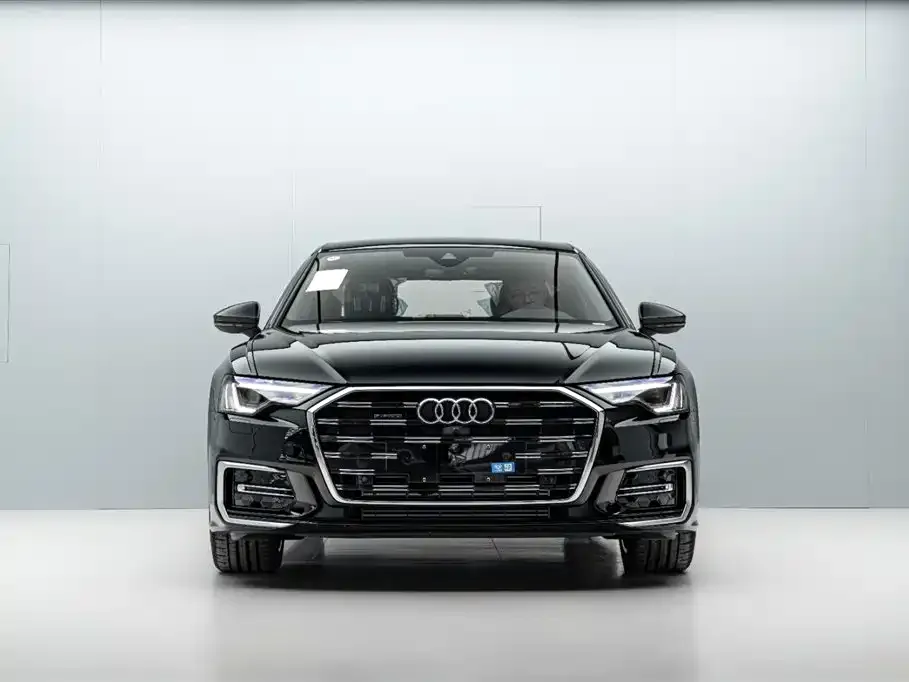 Audi A6L — фото 2