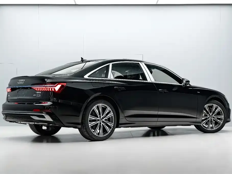 Audi A6L — фото 4