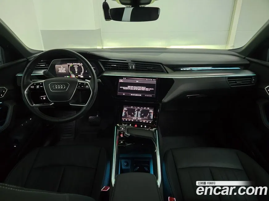 Audi Q8 e-tron 2024 из KR, фото 2