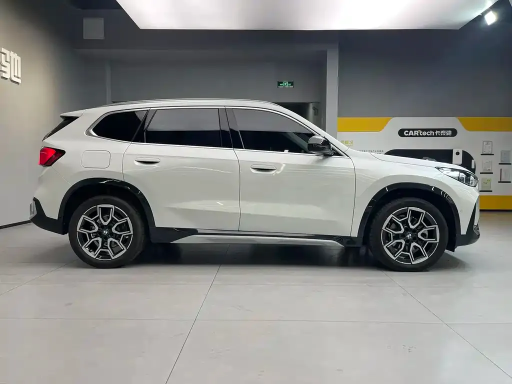 BMW X1 2024 из CN, фото 2
