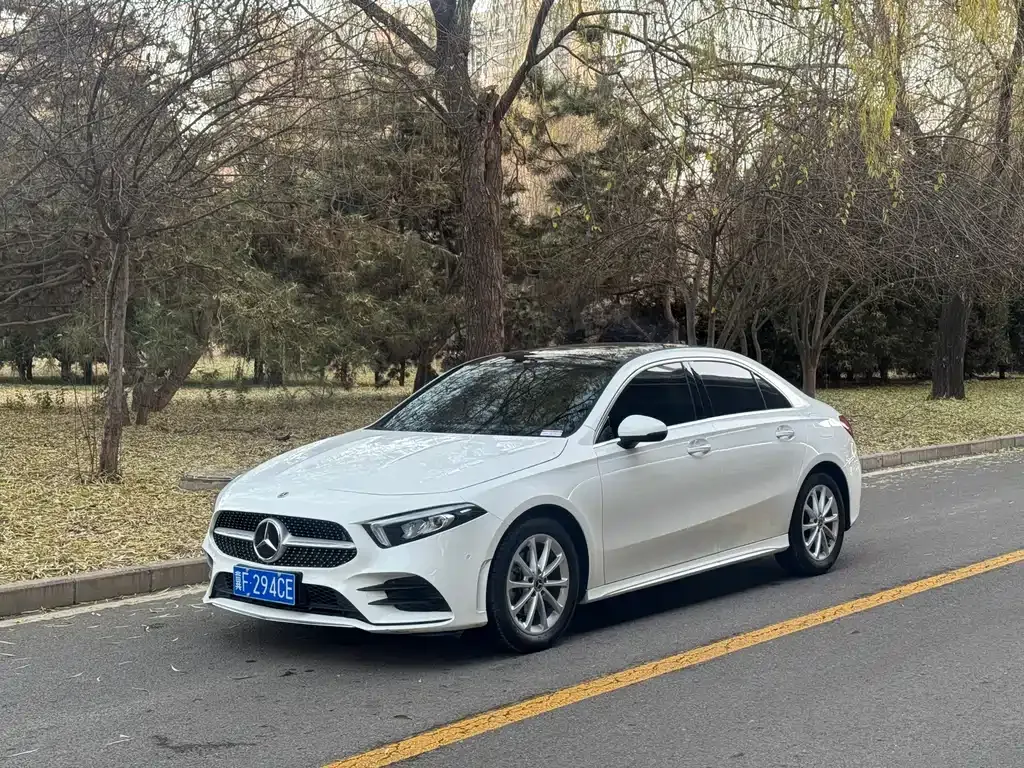 Mercedes-Benz A-Class — фото 1