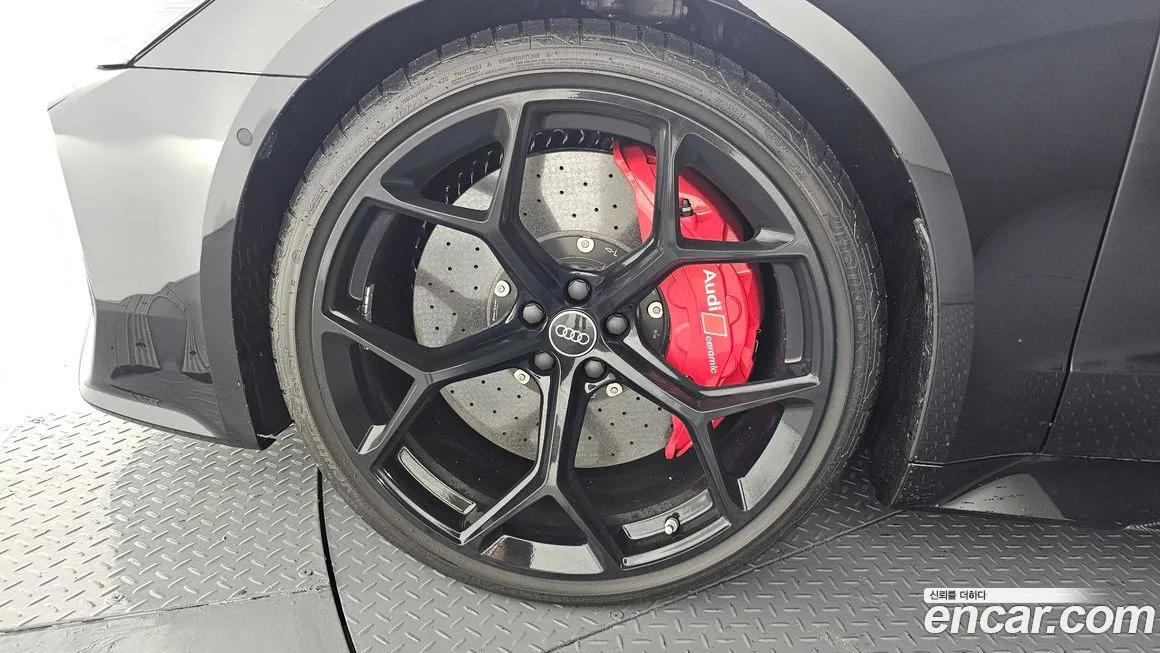 Audi RS7 2025 из KR, фото 5