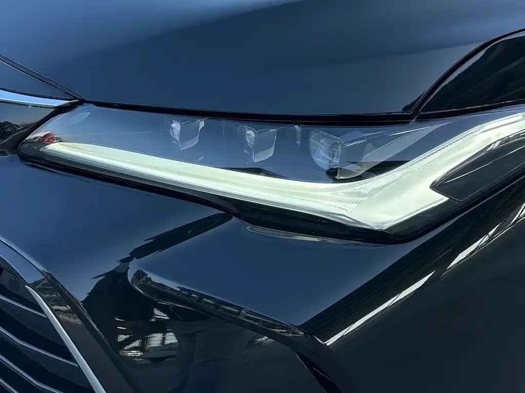 Toyota Avalon 2023 из CN, фото 4