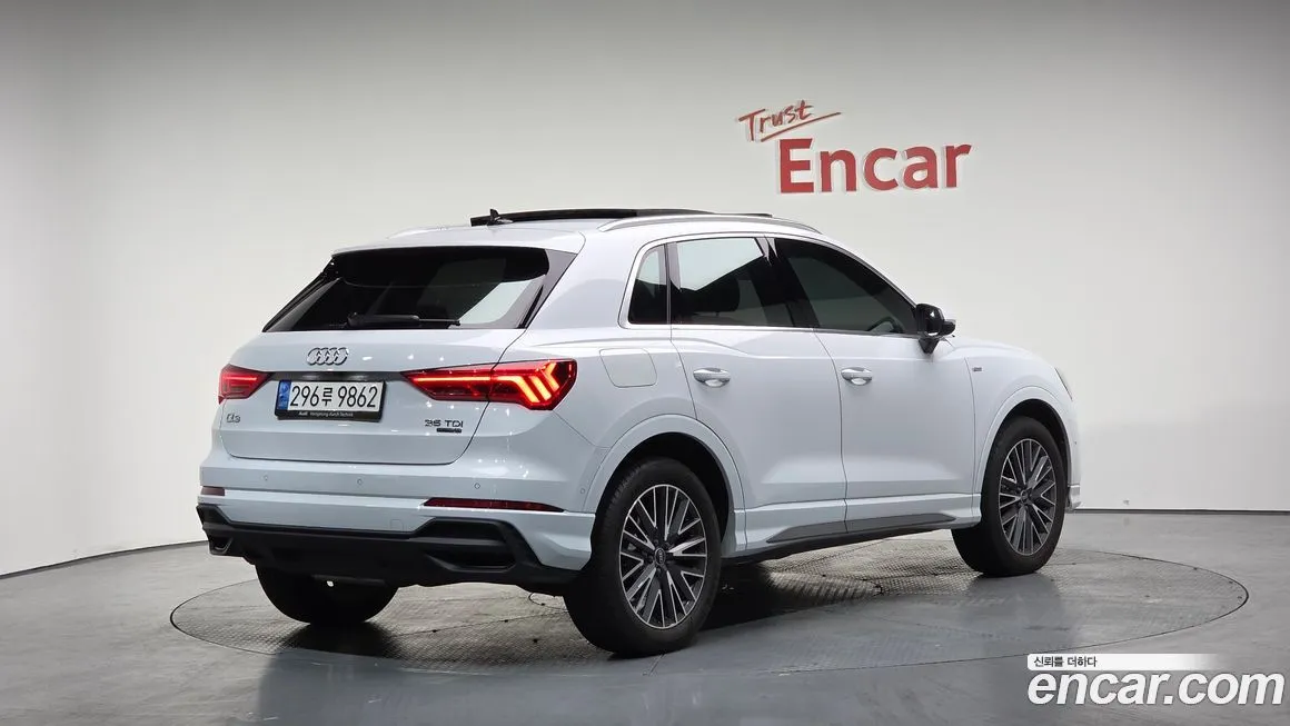 Audi Q3 2023 из KR, фото 2