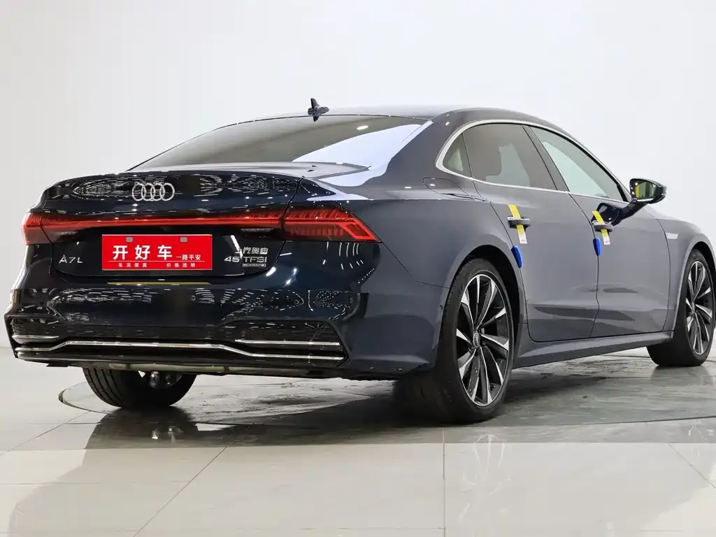 Audi A7L 2021 из CN, фото 5