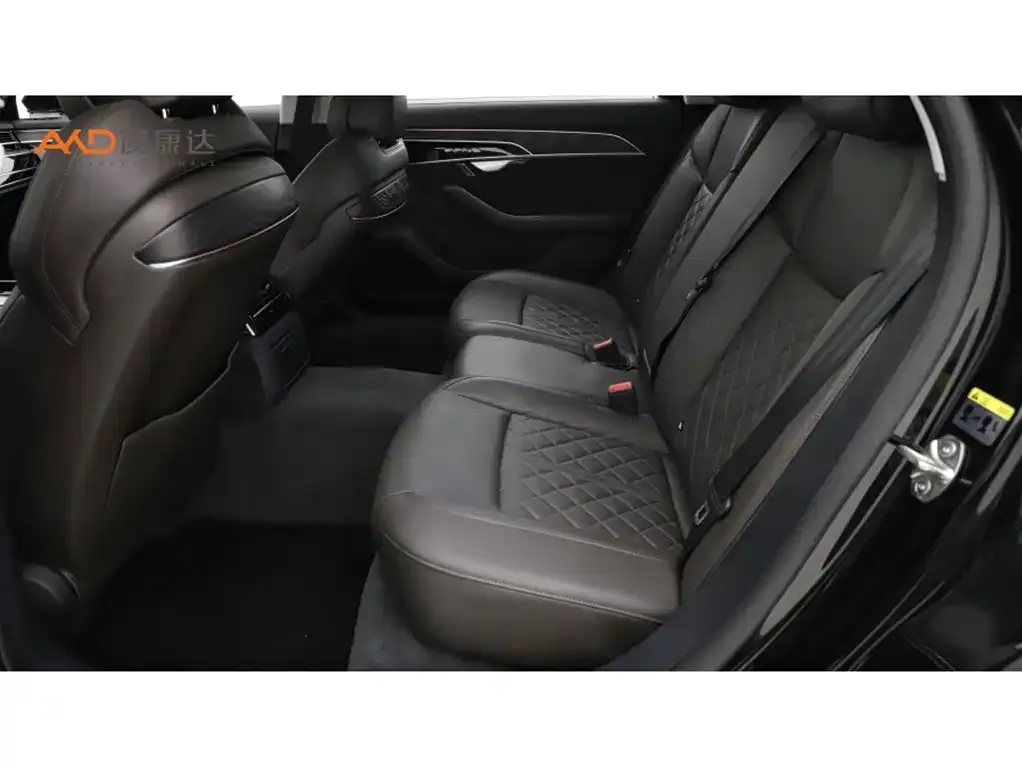 Audi A8 2021 из CN, фото 10