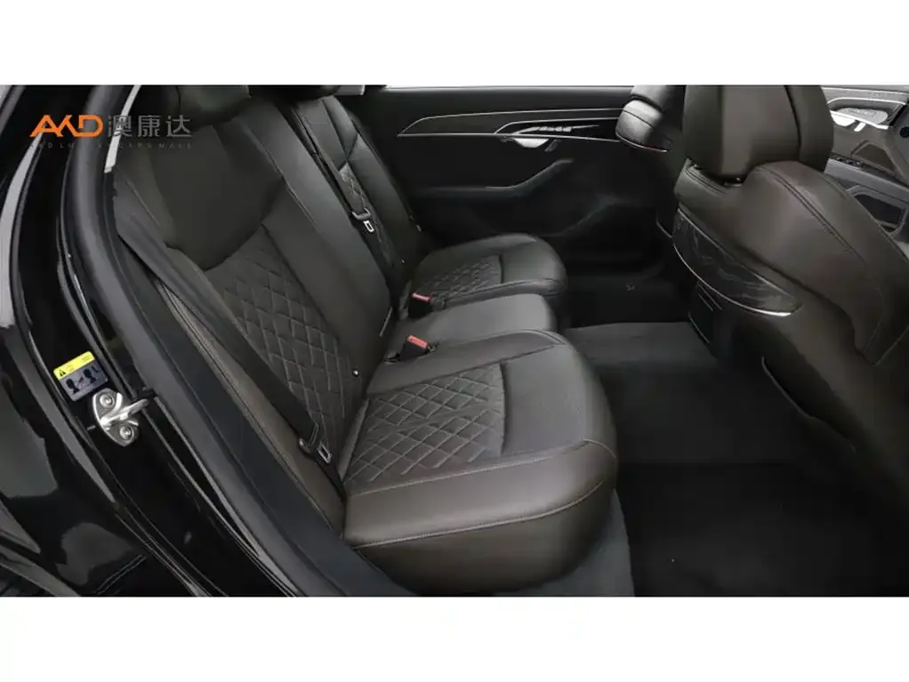 Audi A8 2021 из CN, фото 5