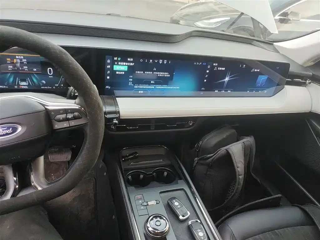 Ford Mondeo 2023 из CN, фото 4
