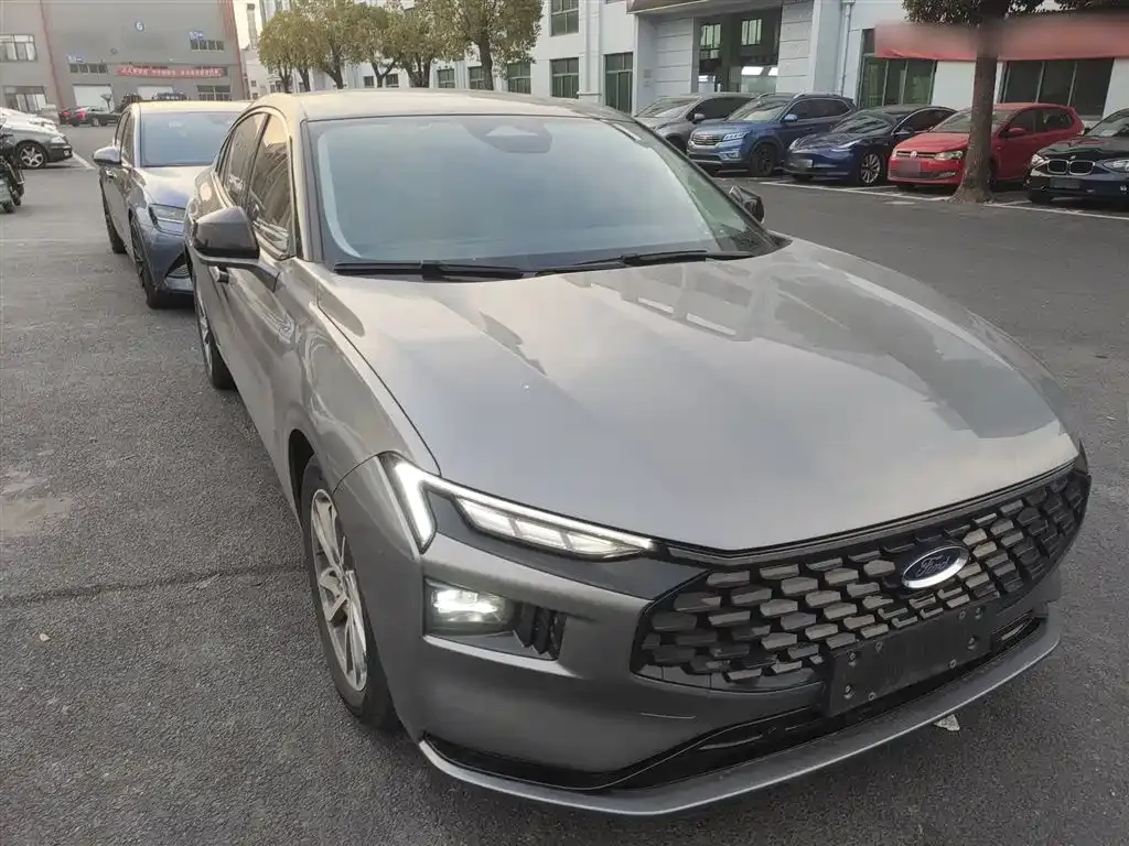 Ford Mondeo 2023 из CN, фото 3
