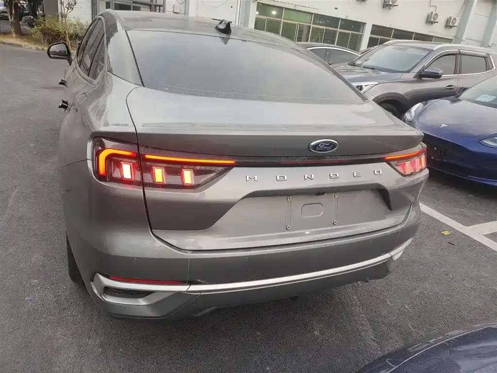 Ford Mondeo 2023 из CN, фото 10