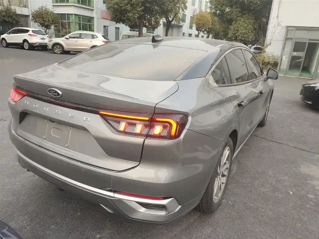 Ford Mondeo 2023 из CN, фото 8